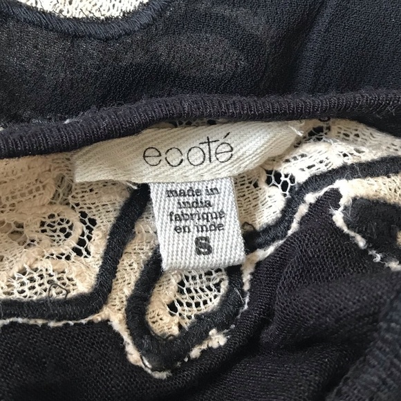 Ecote Black Laced Deep V Open Back Blouse - Picture 8 of 9